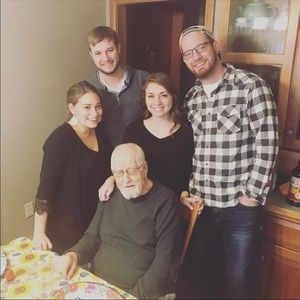 Meet your Posher, Ella